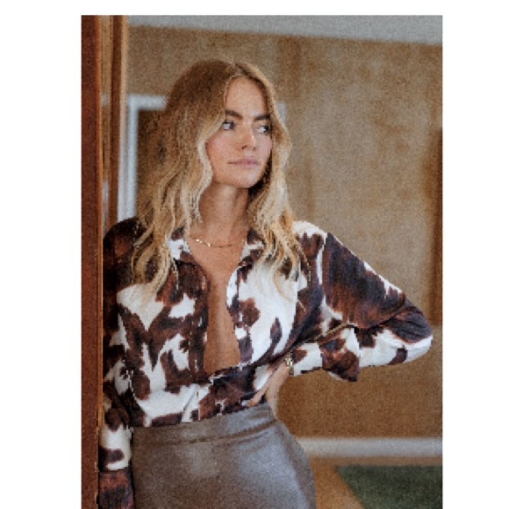 Button up cow, print shirt